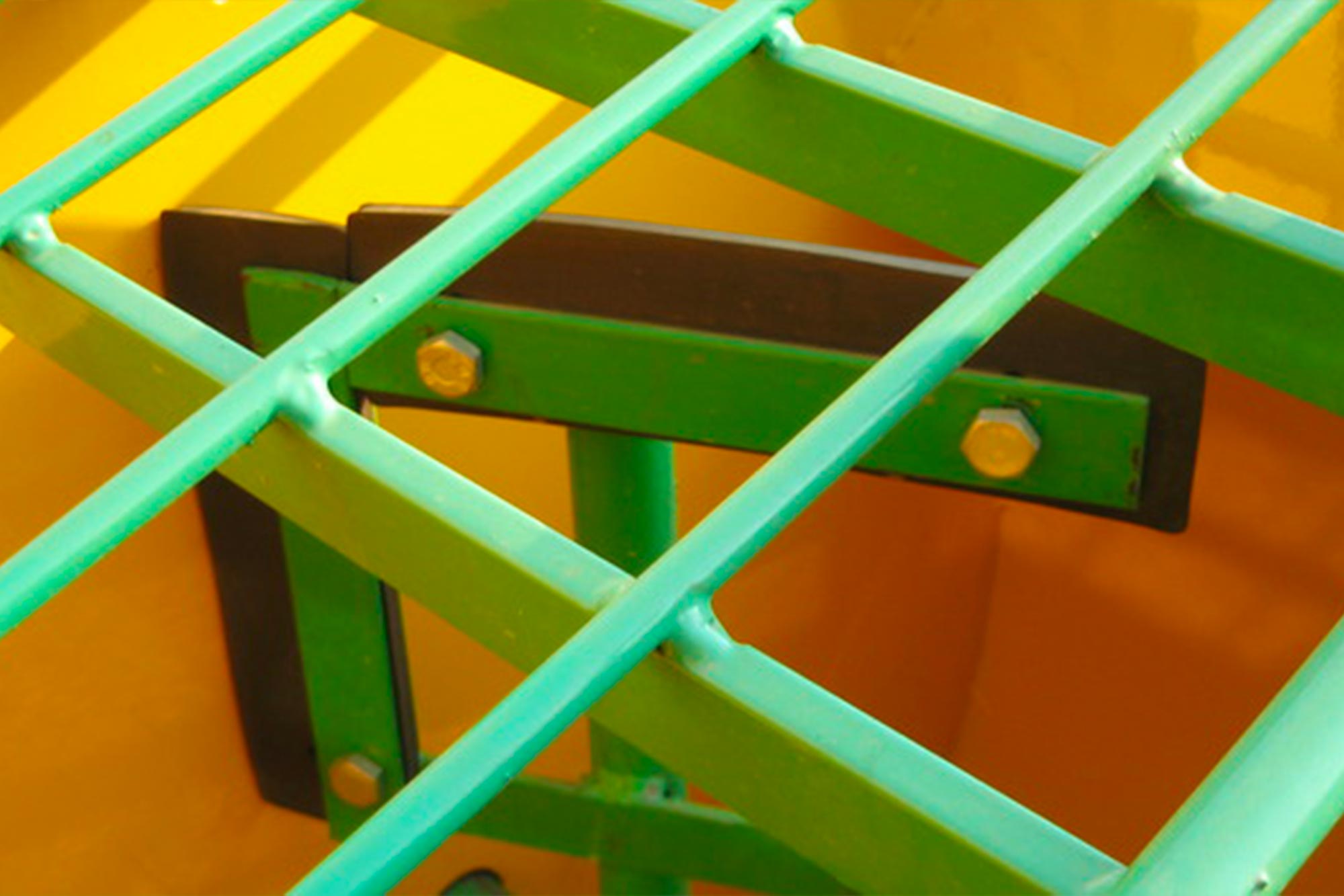 Die verstärkten Blätter mit speziellen Gummiauflage garantieren die optimale Durchmischung des Materials Modell S 320 Art S 80 D